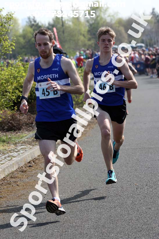 Senior mens 2019 Elswick Harirers Good Friday Road Relay, Newburn, Newcastle. Photo:  David T. Hewitson/Sports for All Pics